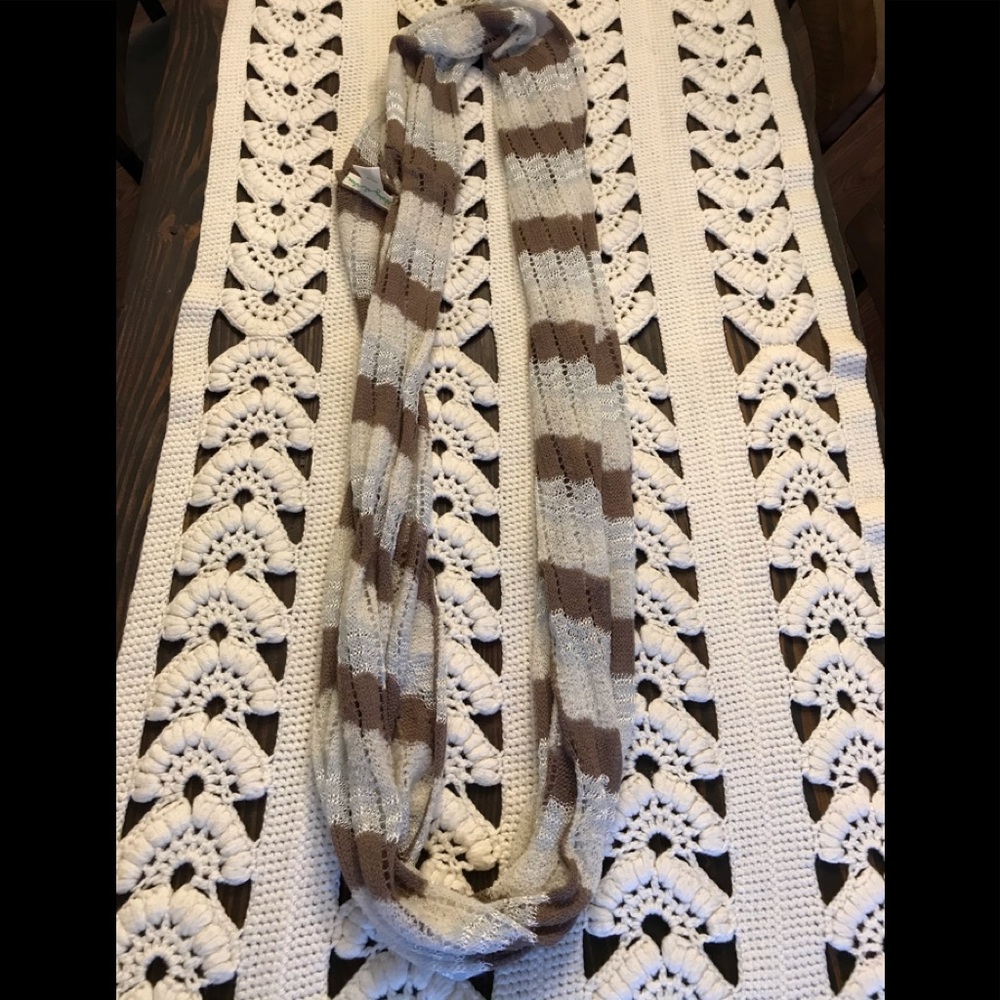 Staring At Stars Oatmeal & Taupe Infinity Scarf - Picture 7 of 7